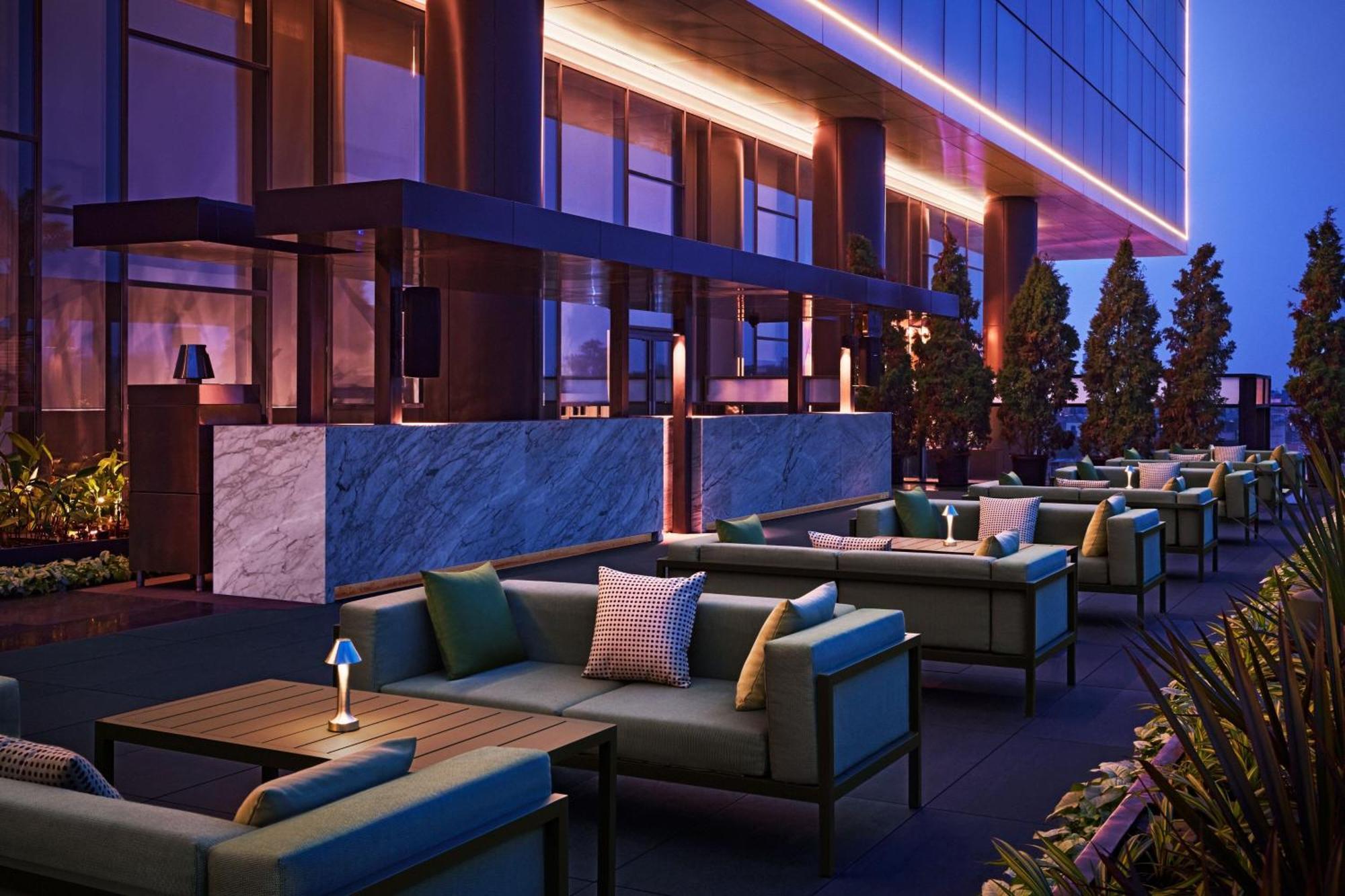 浦那丽思卡尔顿酒店 外观 照片